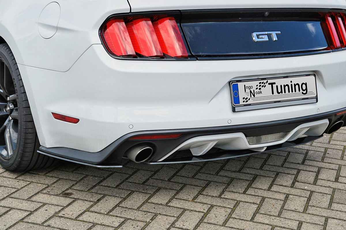 Heckeinsatz inkl. Seitenteilen für Ford Mustang GT