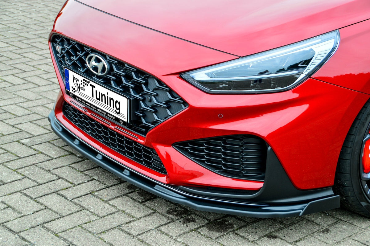 Ingo Noak Tuning Bodykit für Hyundai i30N, Performance Facelift ab 2021, zeigt Front- und Seitenteile des sportlichen Karosseriezubehörs