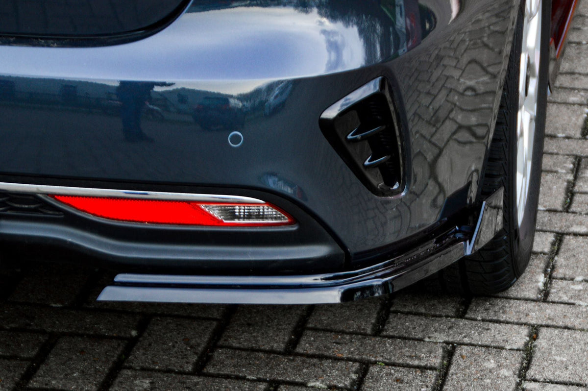 Heckdiffusor Seitenteile mit Wing für Kia Ceed CD SWab Bj. 2021
