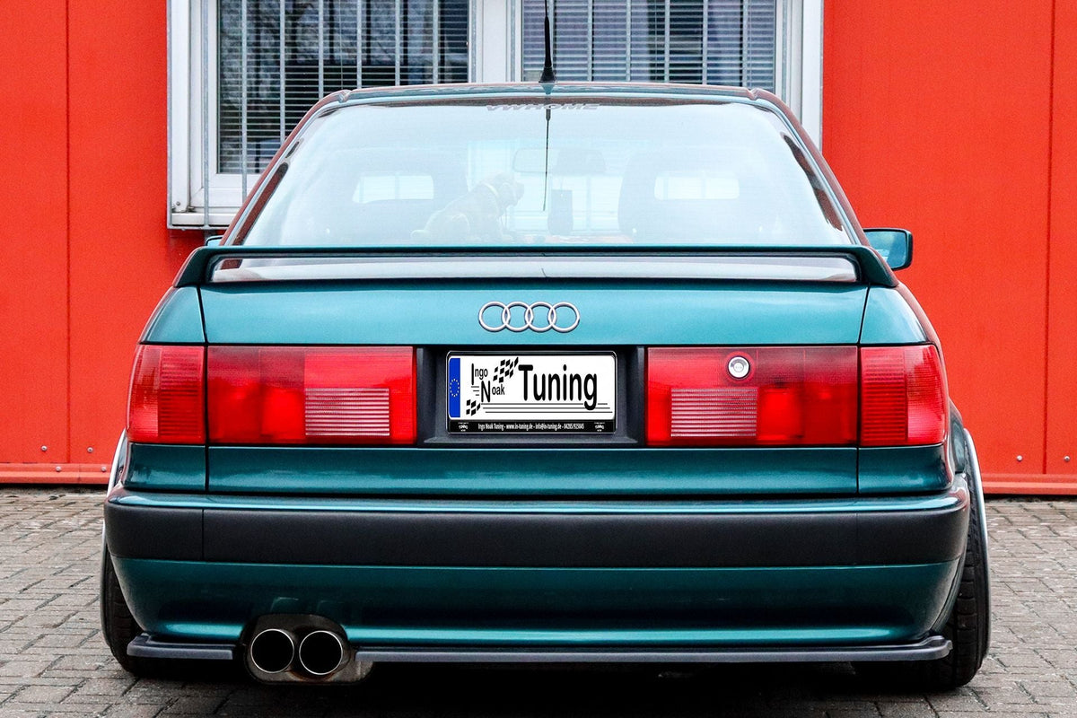 Heckspoilerlippe für Audi 80 B4 von Ingo Noak Tuning, aus hochwertigem Material, sichtbar auf dem Fahrzeug.