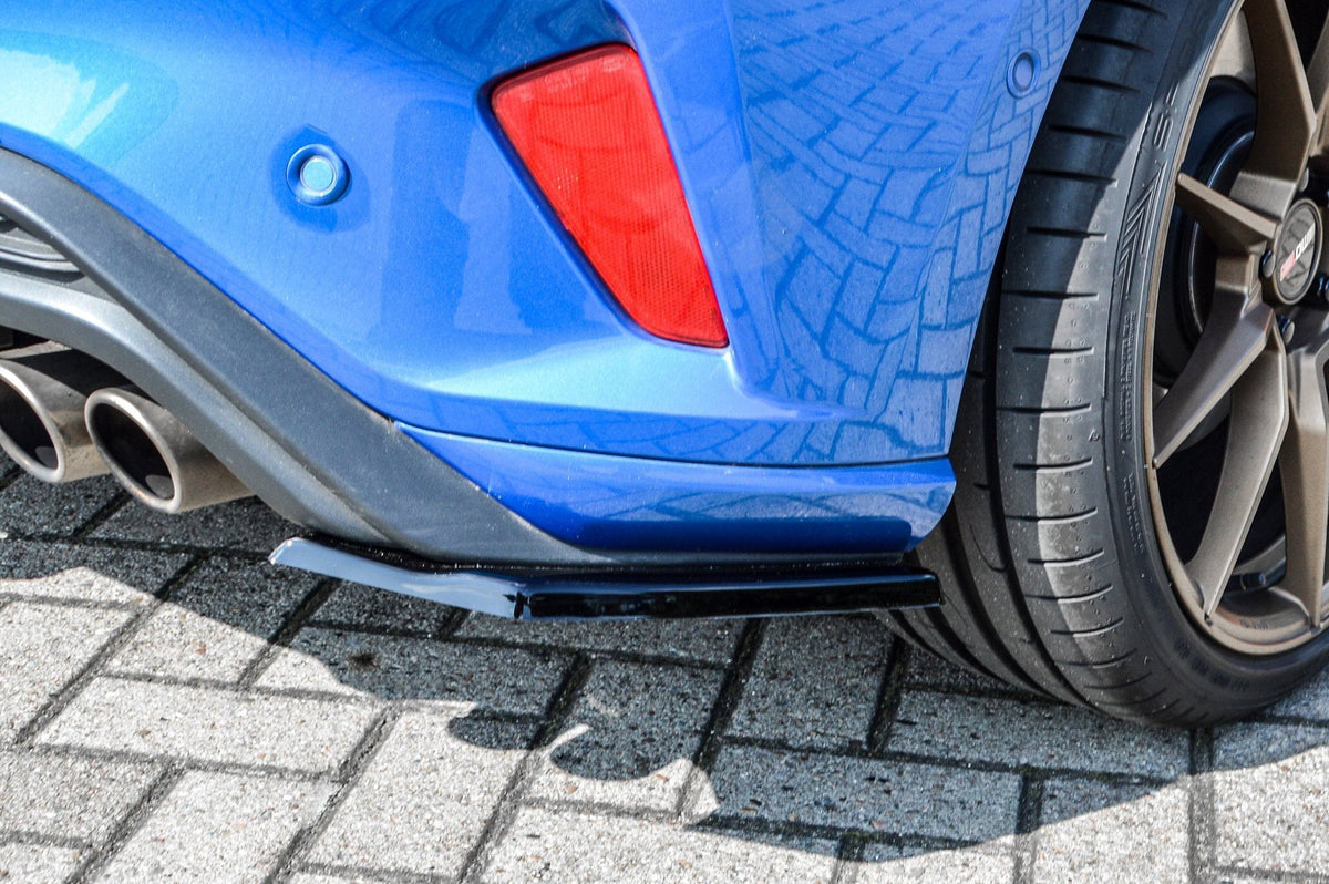 Heckansatz Seitenteile für Ford Focus DEH ST-Line Bj. 2018