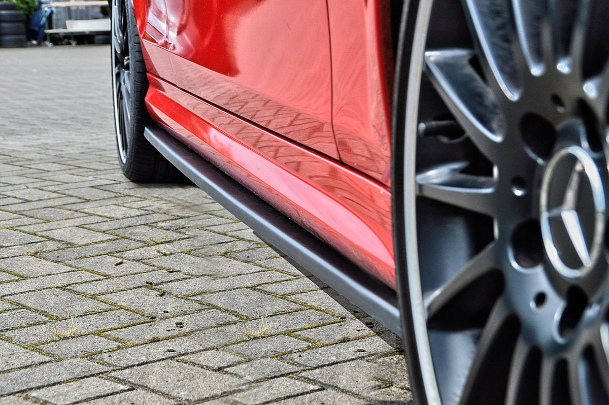 Seitenschweller im Cup Look für Mercedes C63 AMG, Typ 204