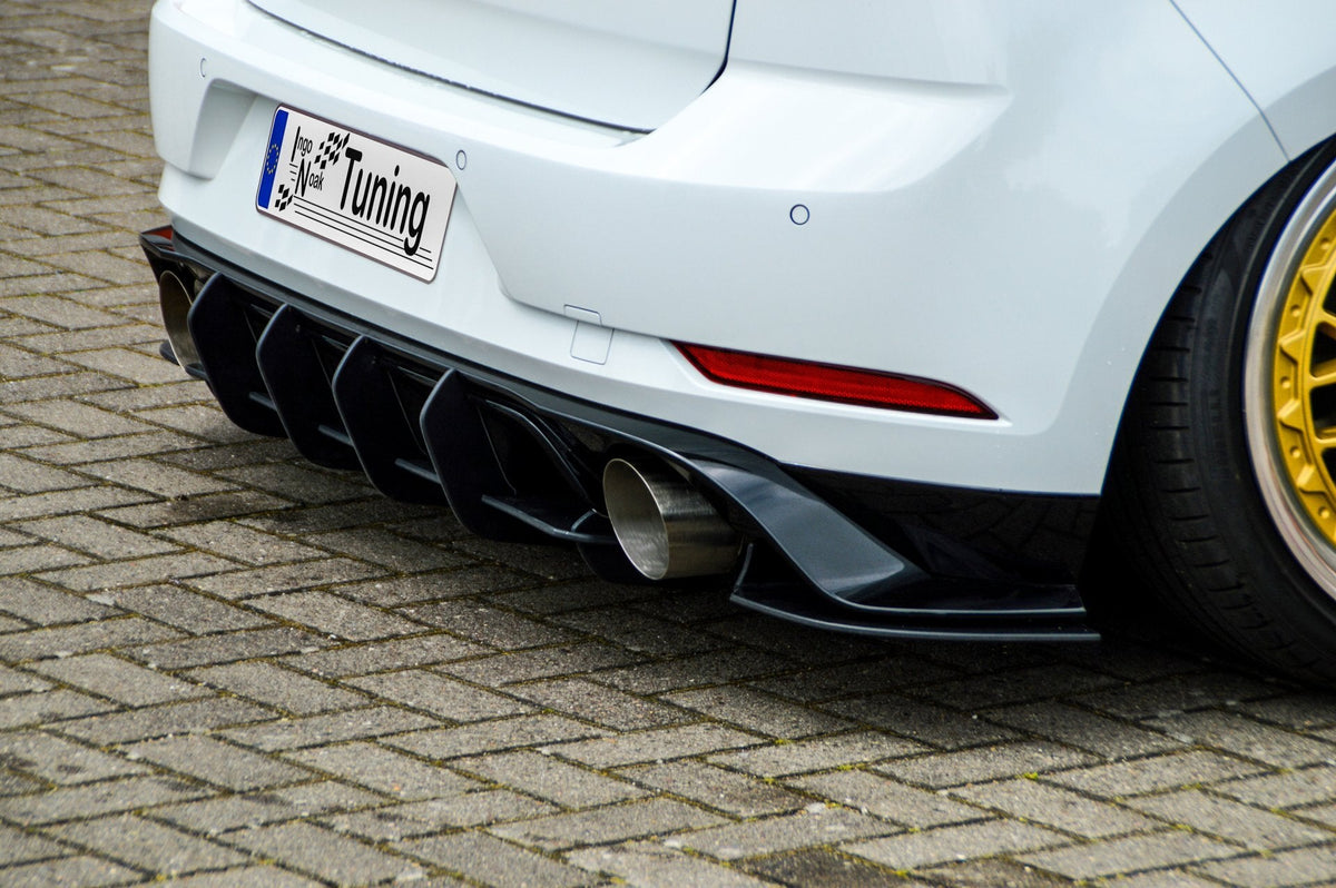 Racing-Heckansatz Diffusor mit Seitenteilen für VW Golf 7 GTI TCR, schwarz, aus Carbon, von Ingo Noak Tuning