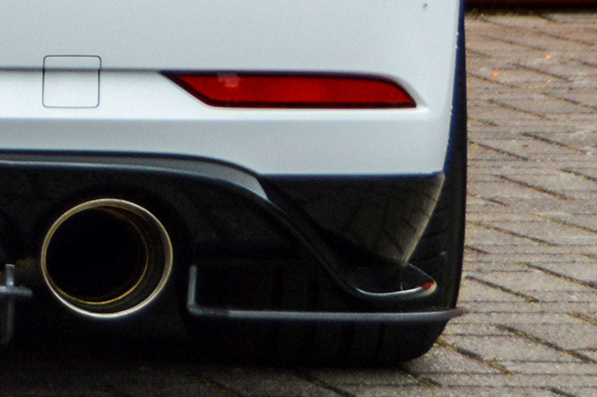 Rennseitenteile für VW Golf 7 GTI TCR, Ingo Noak Tuning, aerodynamische Heckansatz-Seitenteile, sportliches Design