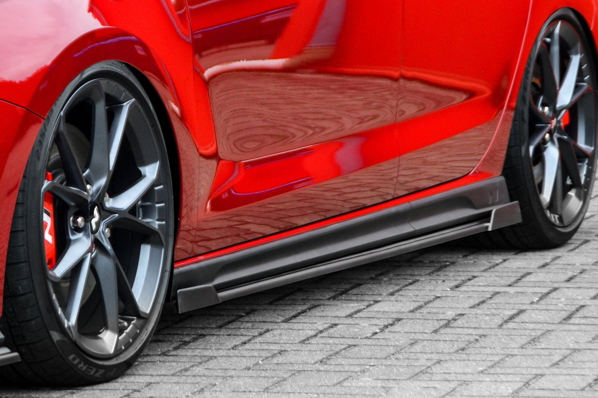 Seitenschweller und Wing für Hyundai I30N Facelift, Ingo Noak Tuning, vorderer und hinterer Seitenschweller, sportliches Design