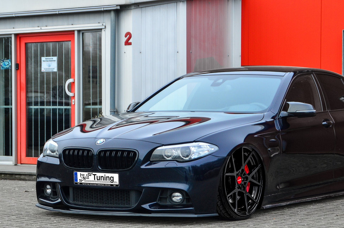 Frontspoilerlippe Cuplippe für BMW 5er F10 F11 M-Paket, Ingo Noak Tuning, hochwertiges Fahrzeug-Upgrade, sichtbare Spoilerlippe.