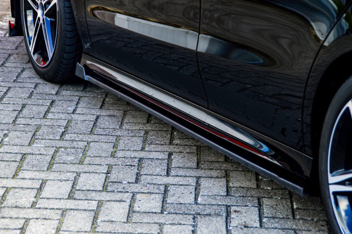 CUP Seitenschweller mit Wing vorne für Mercedes CLA X118 C118 AMG-Line ab Bj.:2019
