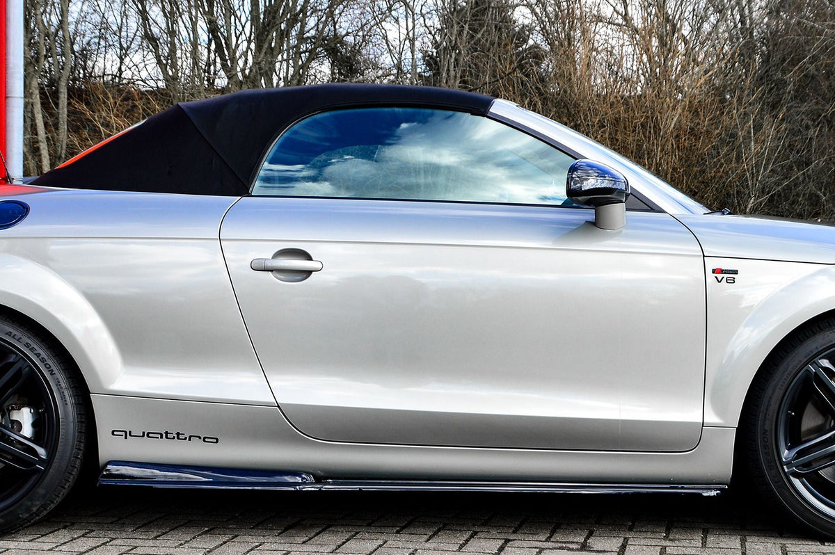 Seitenschweller im CUP Look für Audi TT 8J, silberfarben, aus Kunststoff, passgenau, von Ingo Noak Tuning.