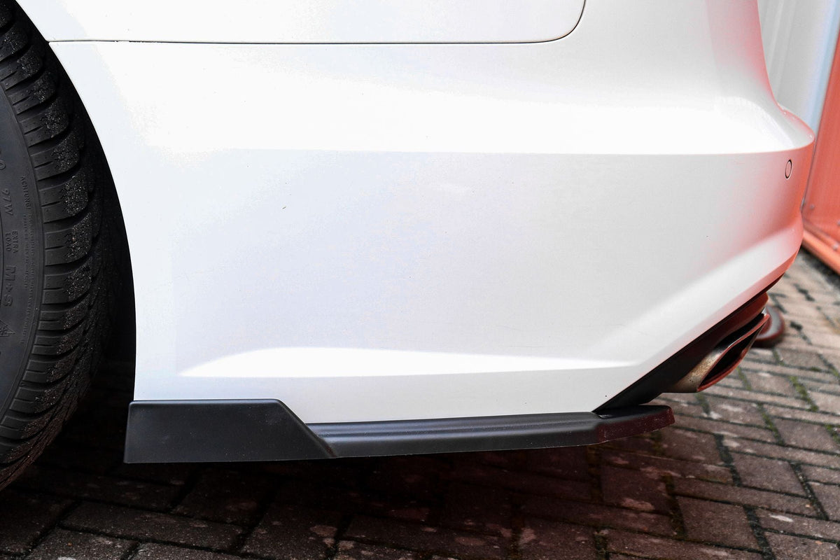Seitenteile mit Wings für Audi A6 S-Line C7 4G, Heckansatz von Ingo Noak Tuning, sichtbar mit aerodynamischem Design