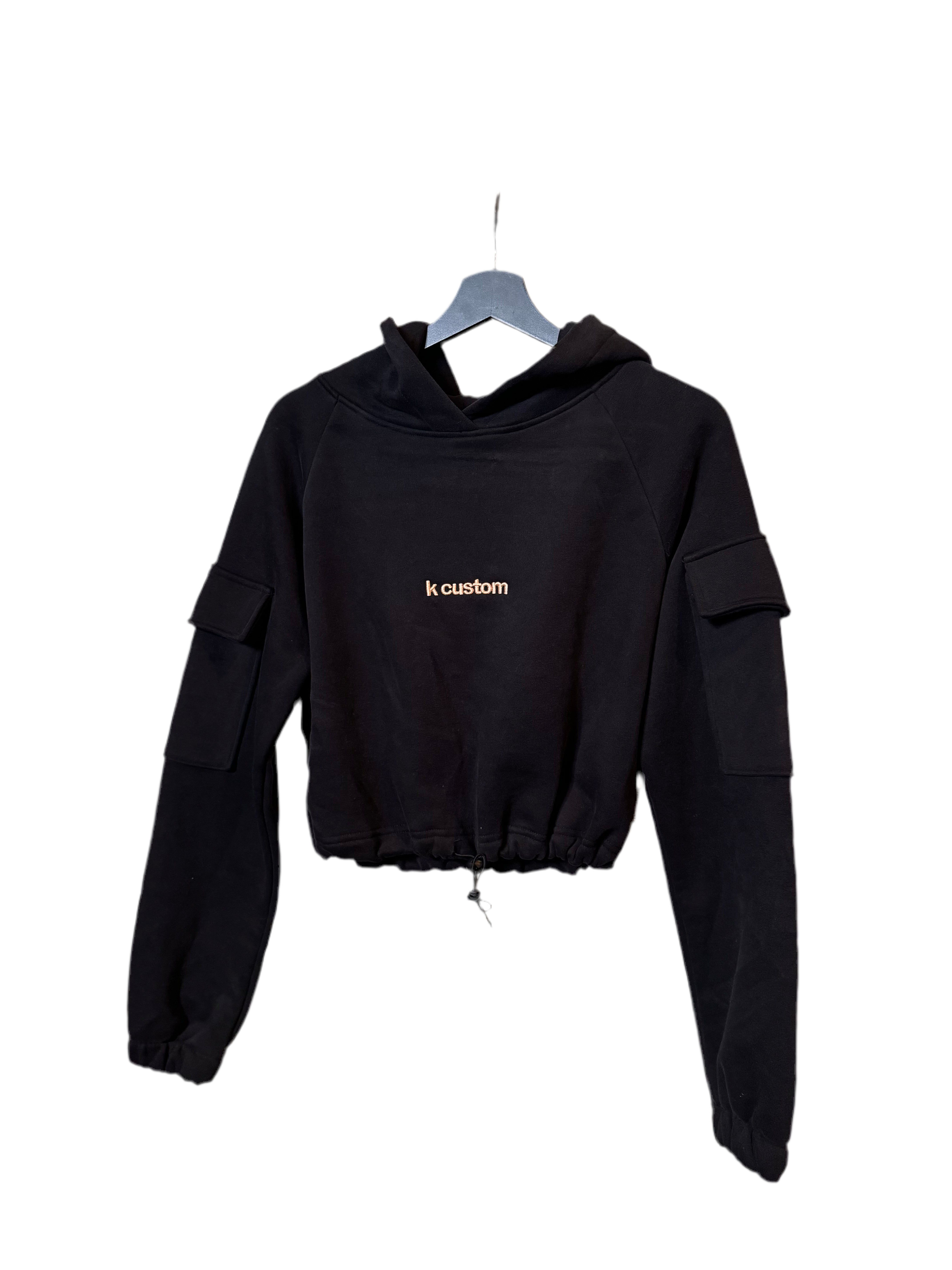 K-CUSTOM OVERSIZE CROP - Kapuzenpullover - black mit Stick in Roségold