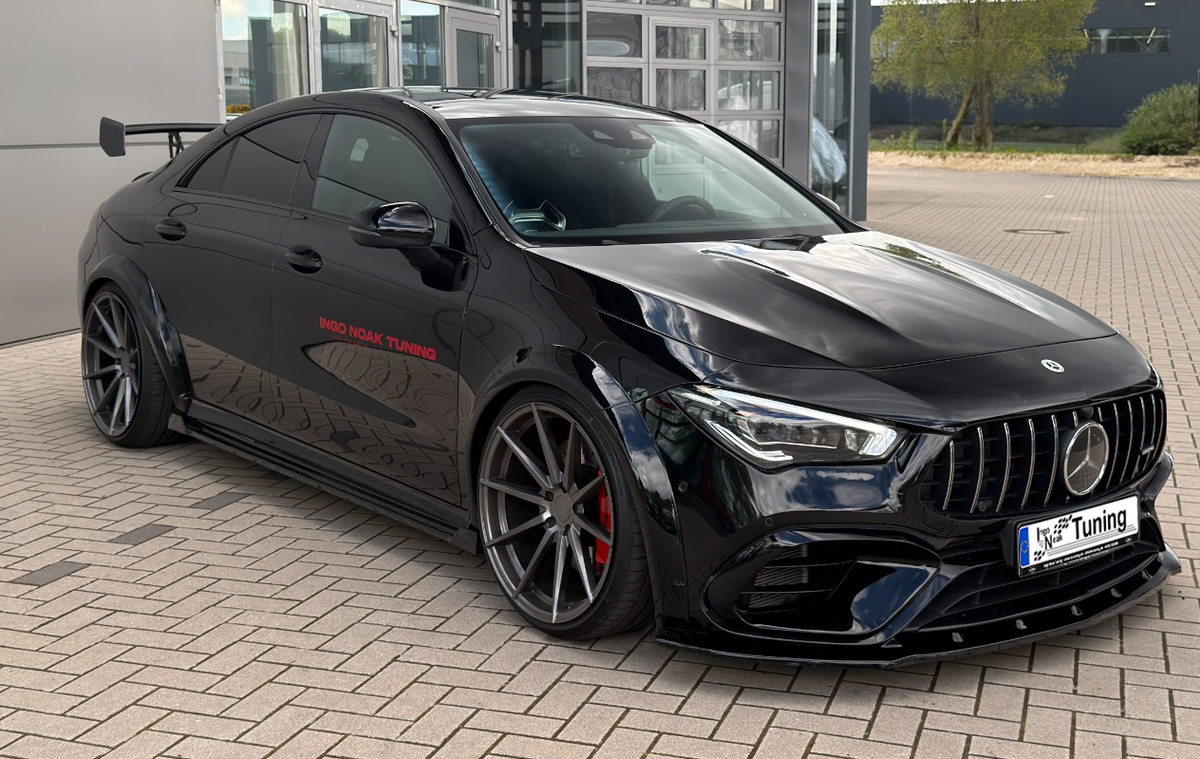 Breites ABS Widebodykit für Mercedes CLA 35/45 AMG Aeropaket von Ingo Noak Tuning, sichtbare Karosserieteile und Designdetails